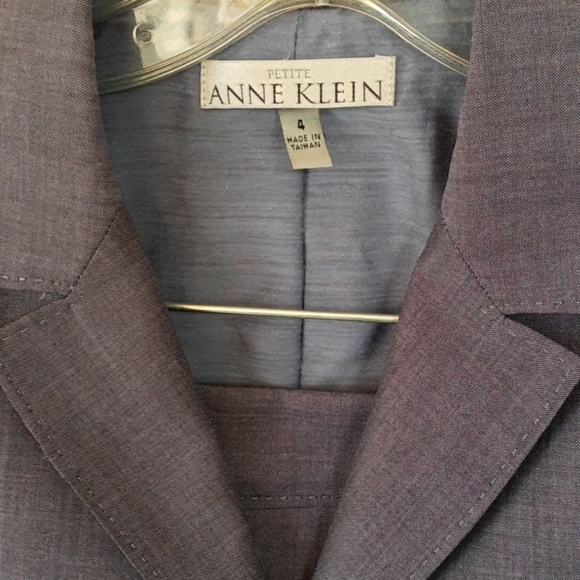 Anne Klein Heliotrope Blue Blazer Wool, Size 4 - Picture 3 of 10